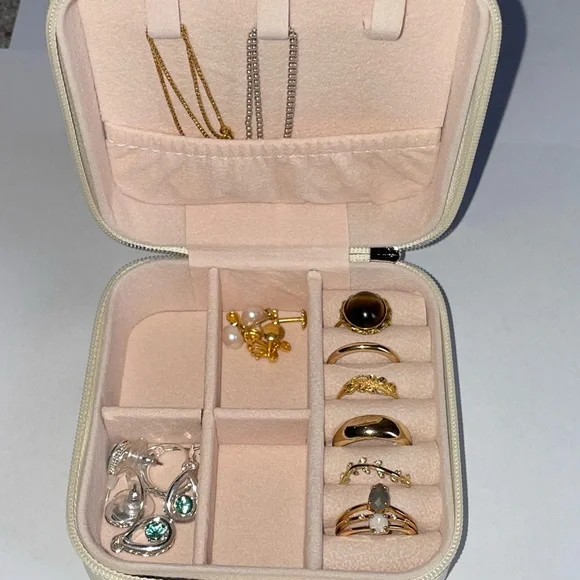 SALE!!!Jewelry Box Organizer - Picture 9 of 10